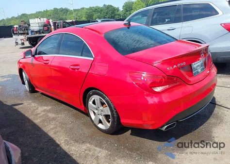 2016 Mercedes-Benz Cla 250 4Matic z USA, uszkodzony, nr VIN WDDSJ4GB0GN321852